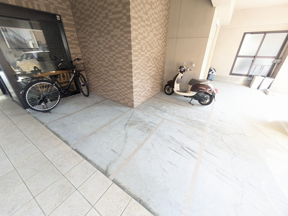 駐輪場