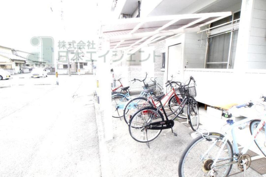 駐輪場