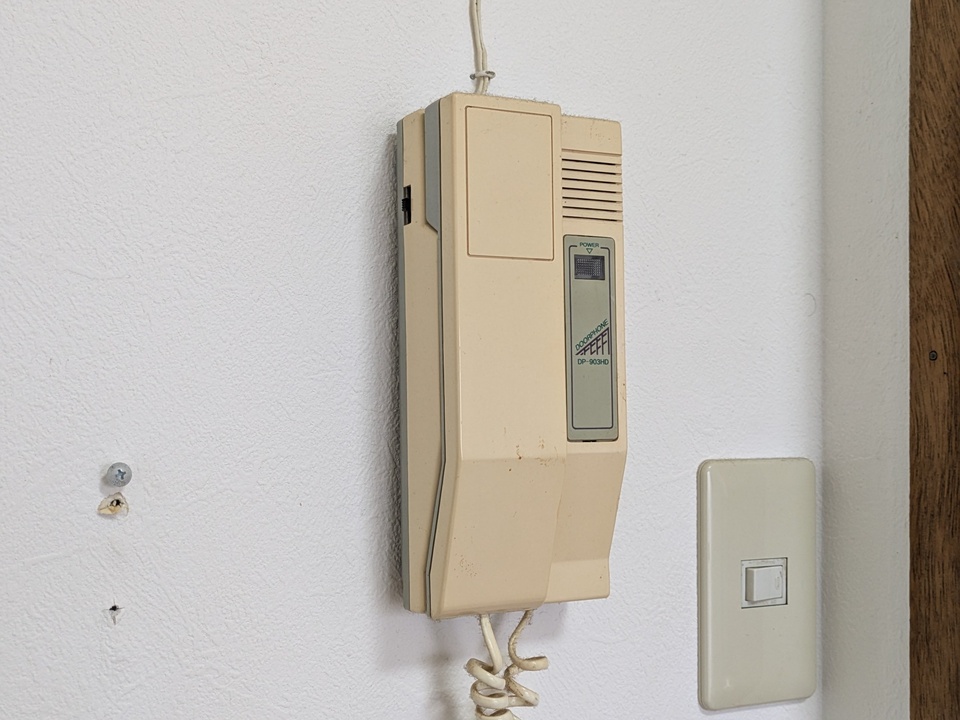 インターホン