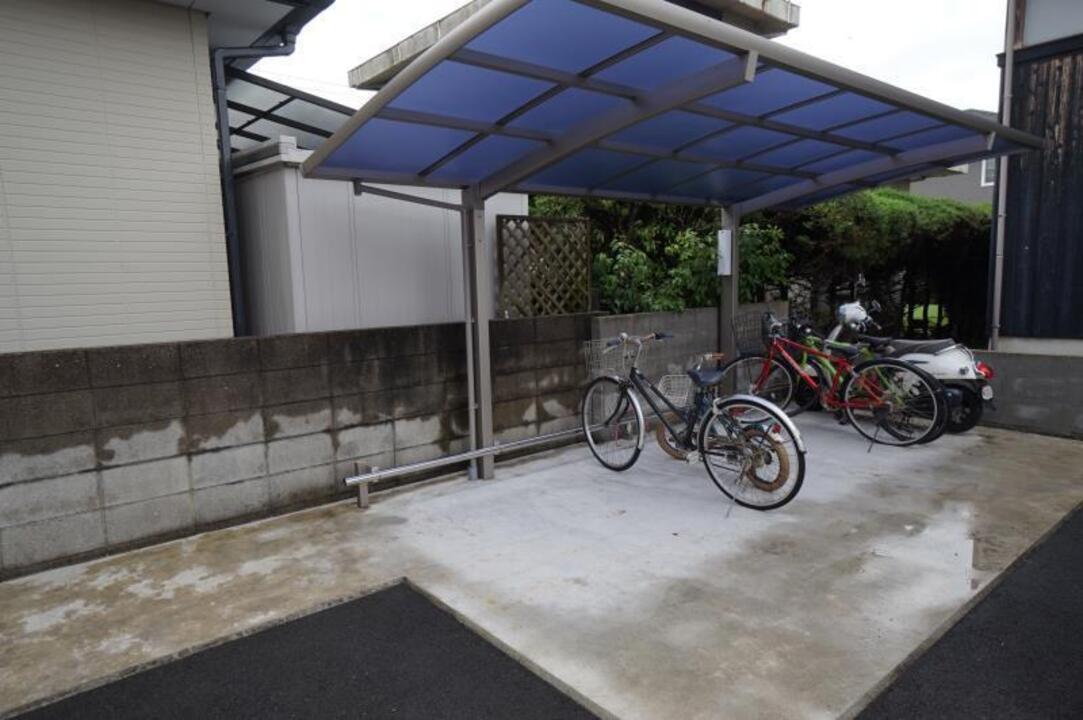 駐輪場
