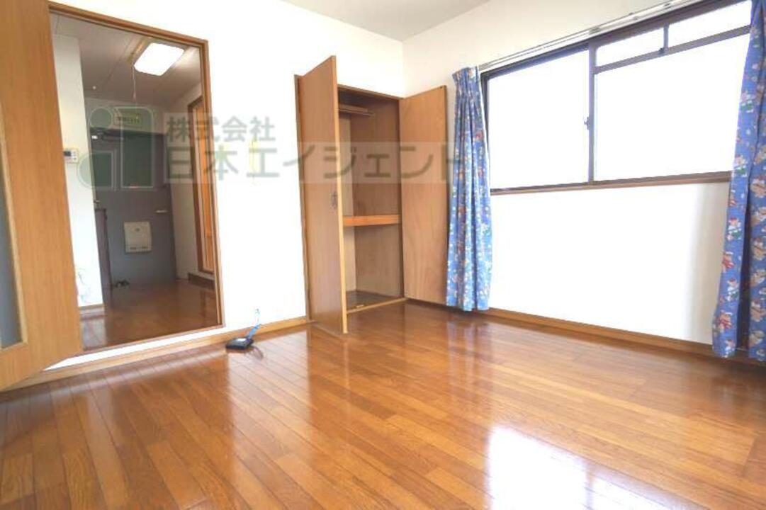 洋室
