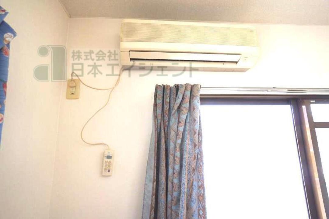 エアコン