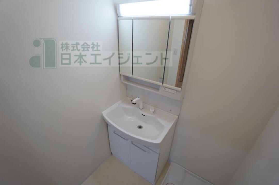 シャンプードレッサー