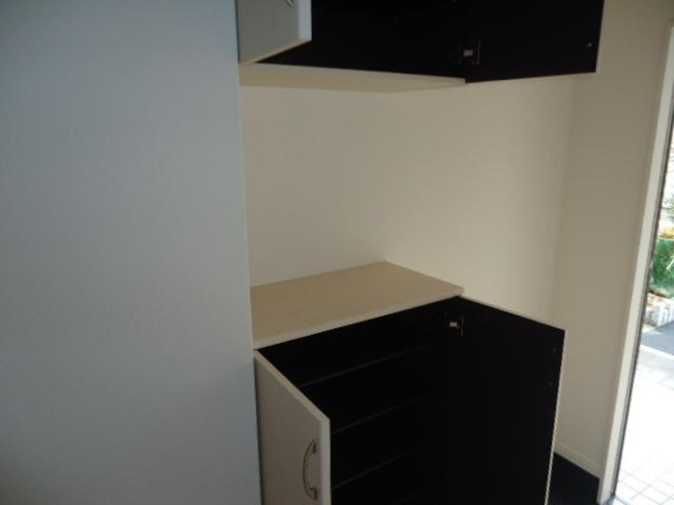 シューズボックス