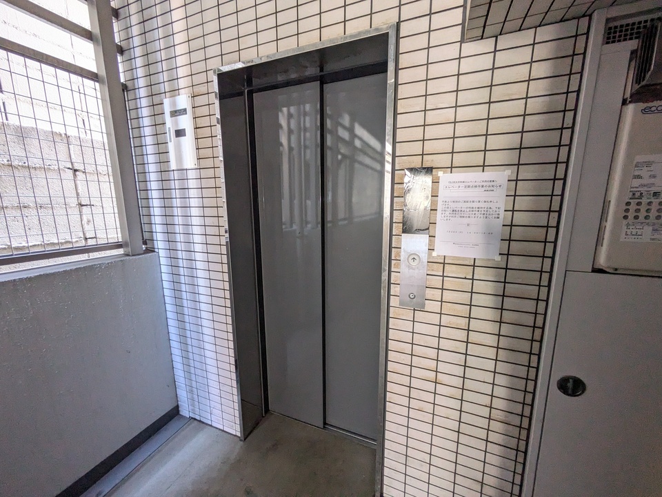 エレベーター