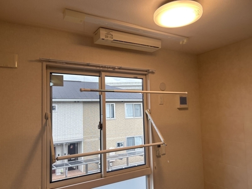 室内物干しユニット