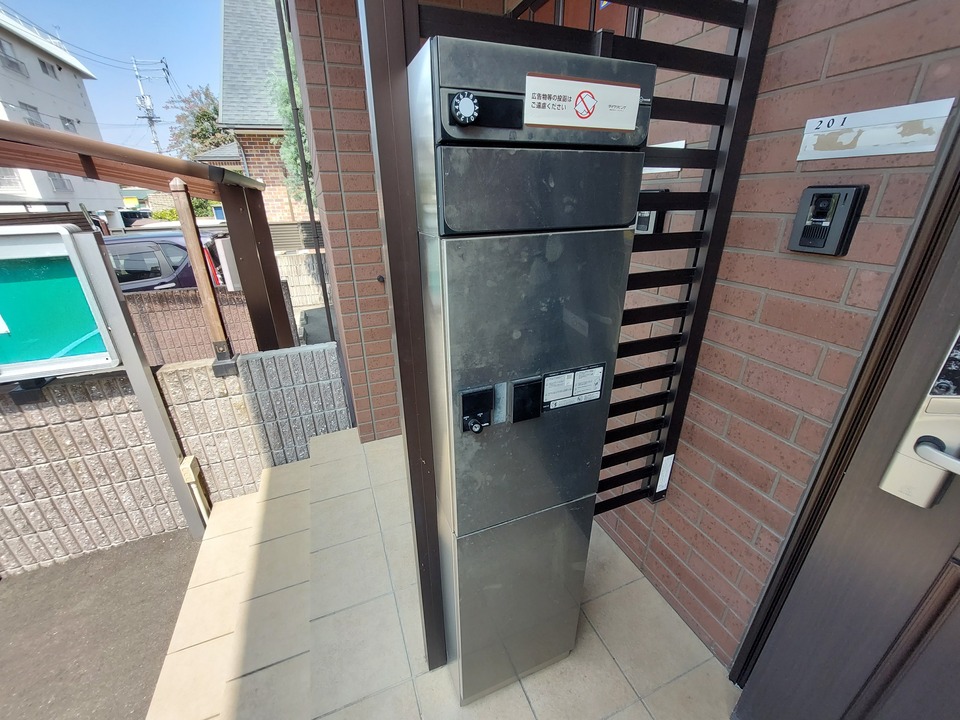 宅配ボックス