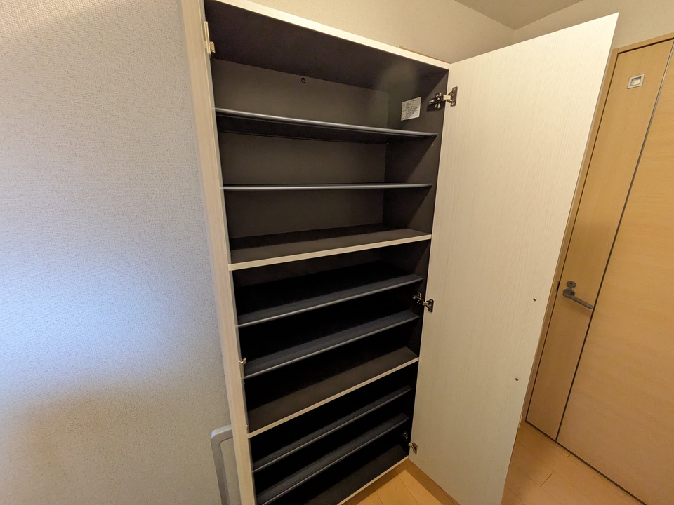 シューズボックス