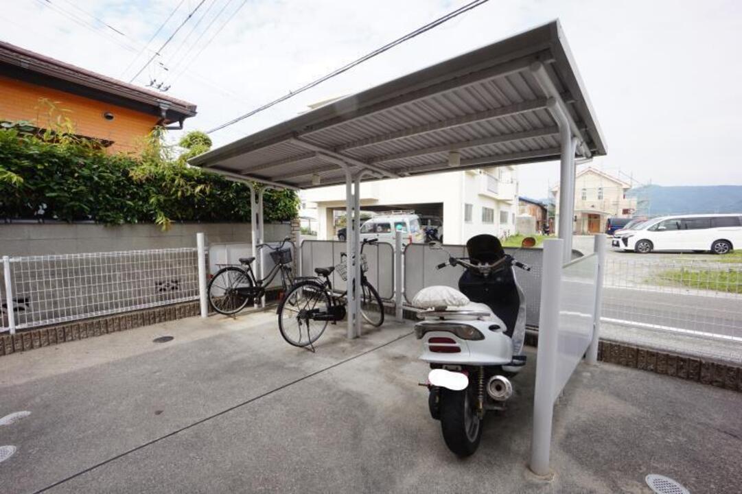駐輪場
