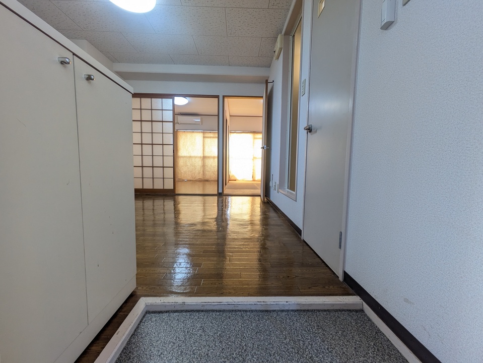 玄関