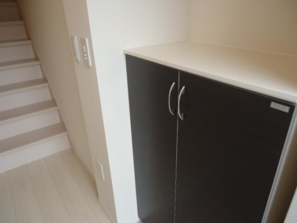 シューズボックス