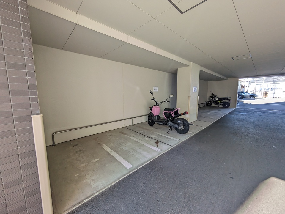 バイク置場