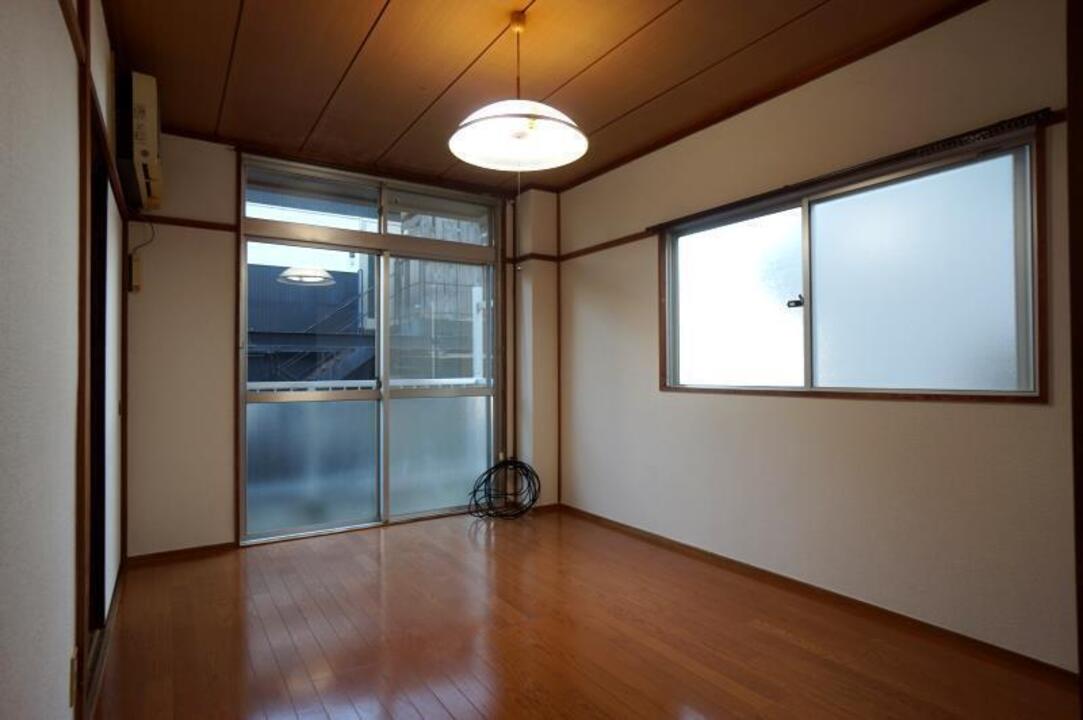 洋室