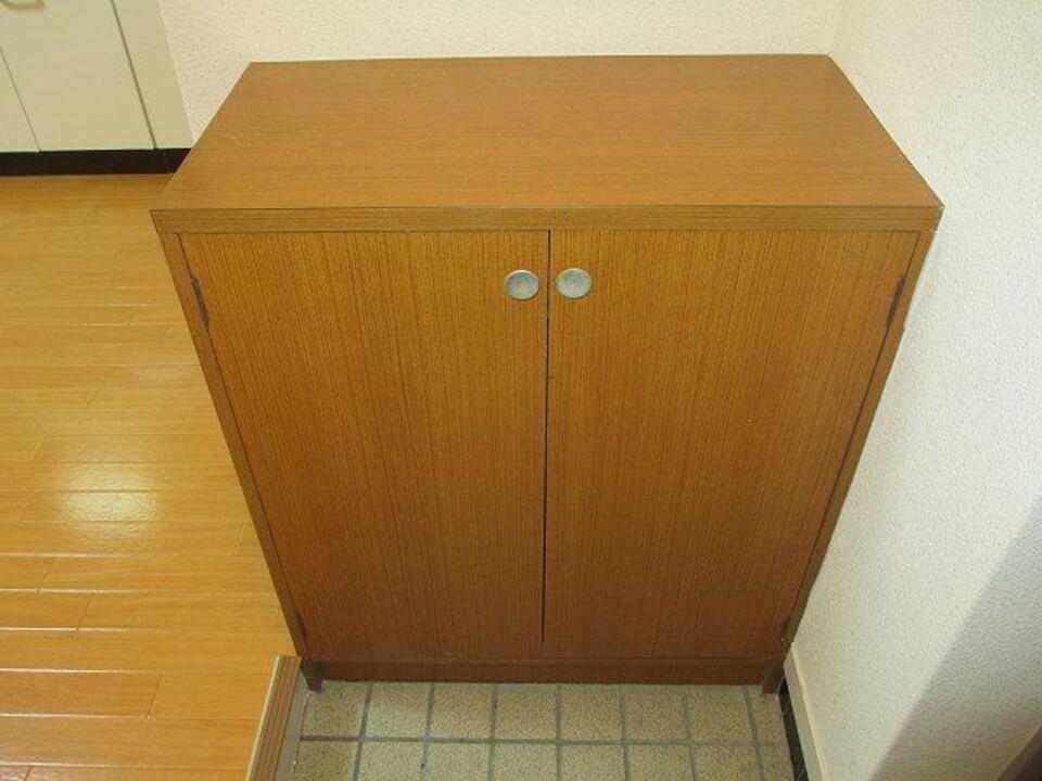 シューズボックス