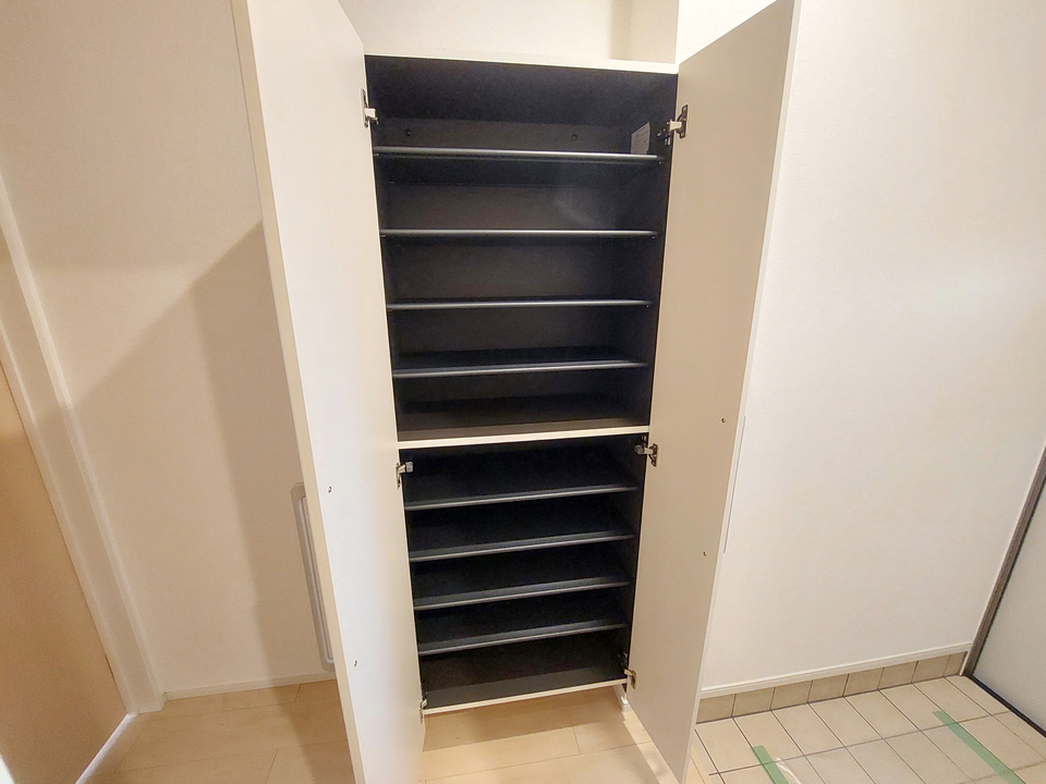 シューズボックス