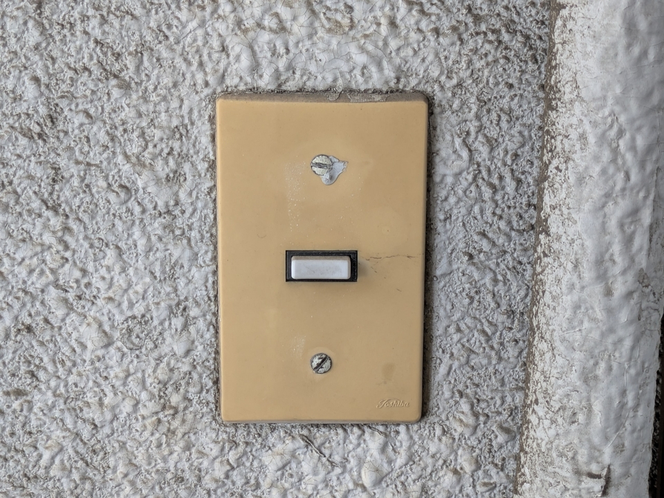 インターホン