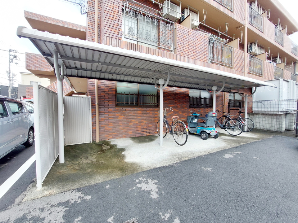 駐輪場