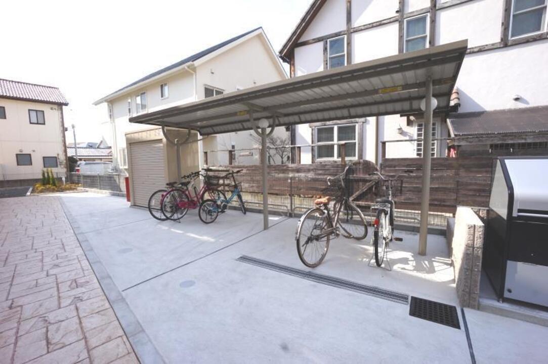 駐輪場