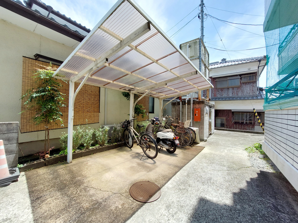 駐輪場