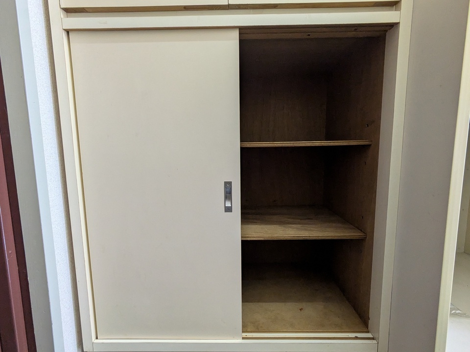 シューズボックス