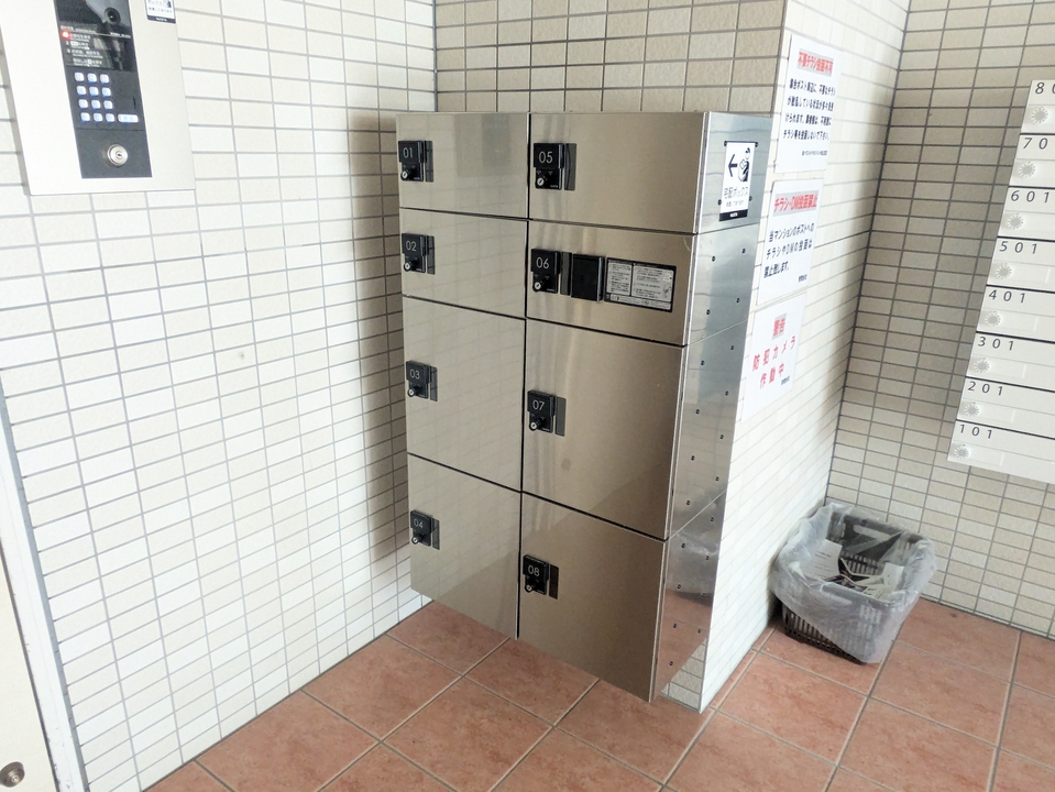 宅配ボックス