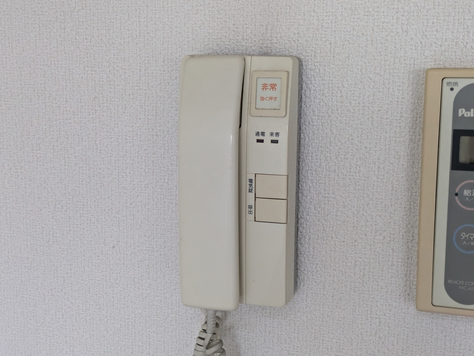 インターホン