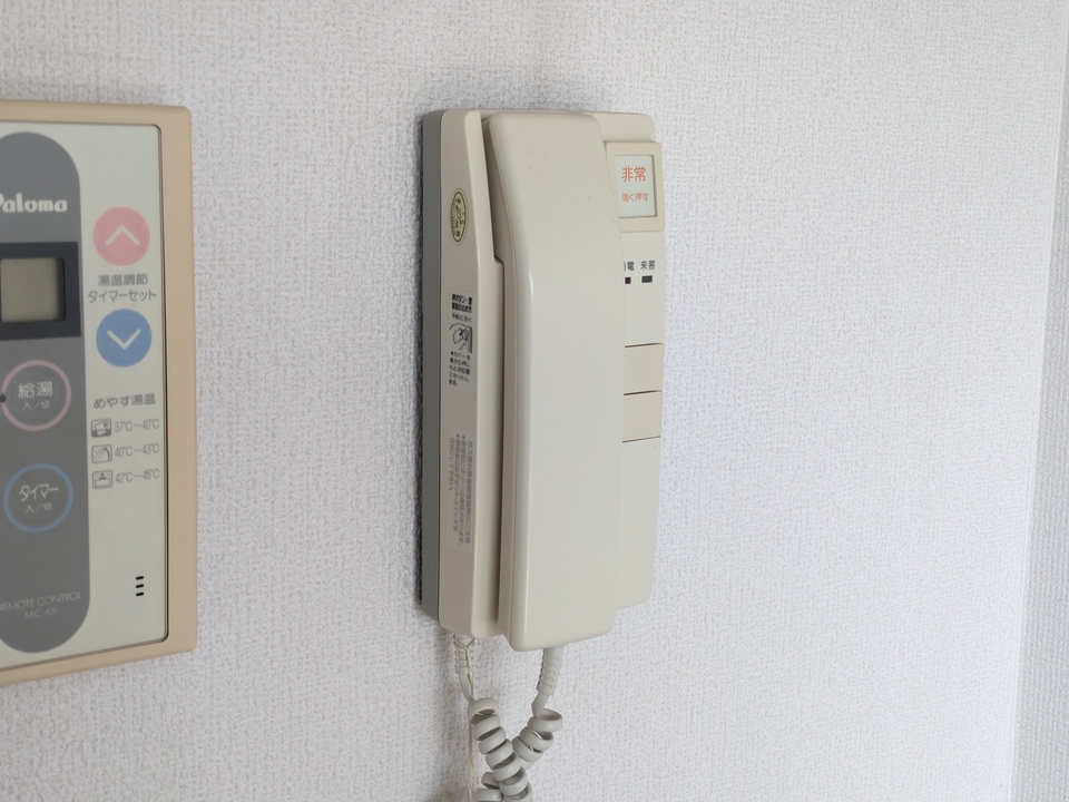 インターホン
