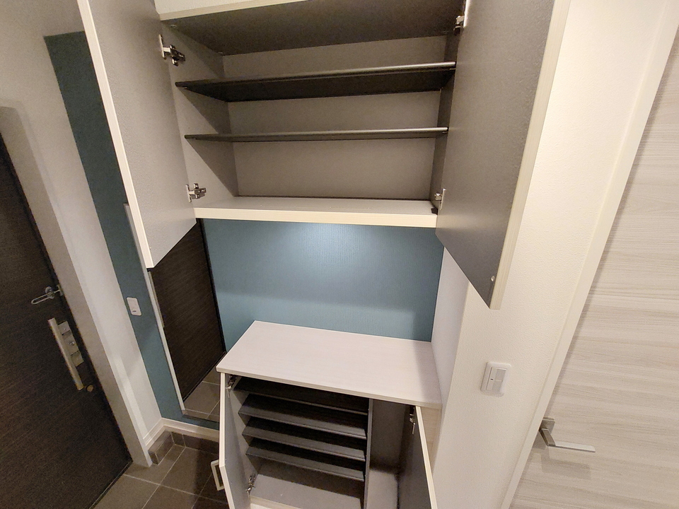 シューズボックス