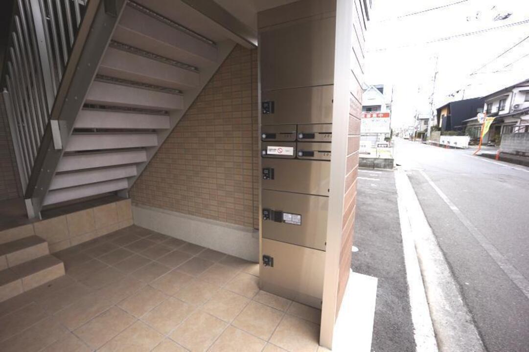 宅配ボックス