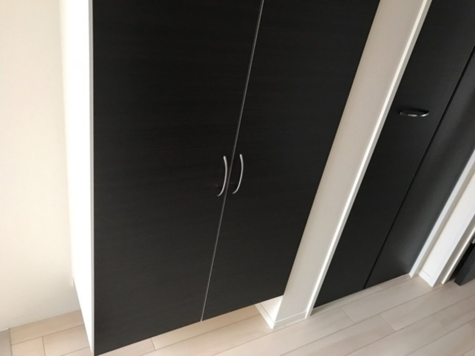 シューズボックス