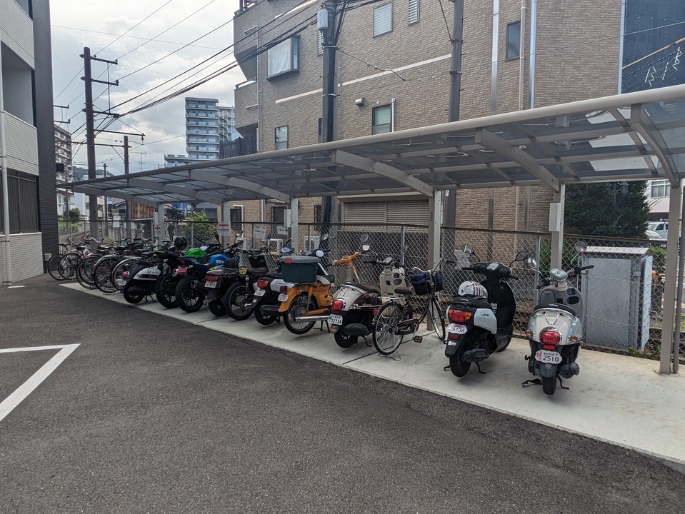 駐輪場