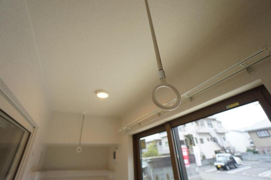 室内物干しユニット