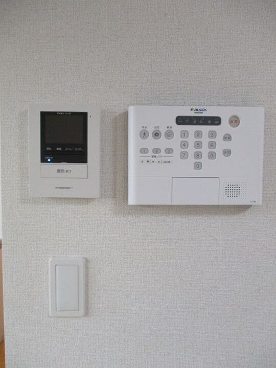 ホームセキュリティー