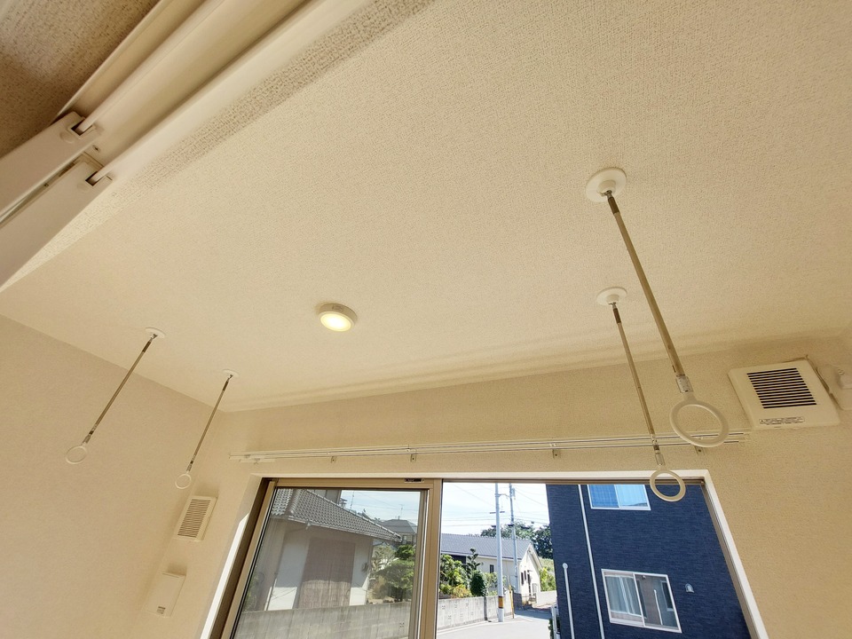 室内物干しユニット