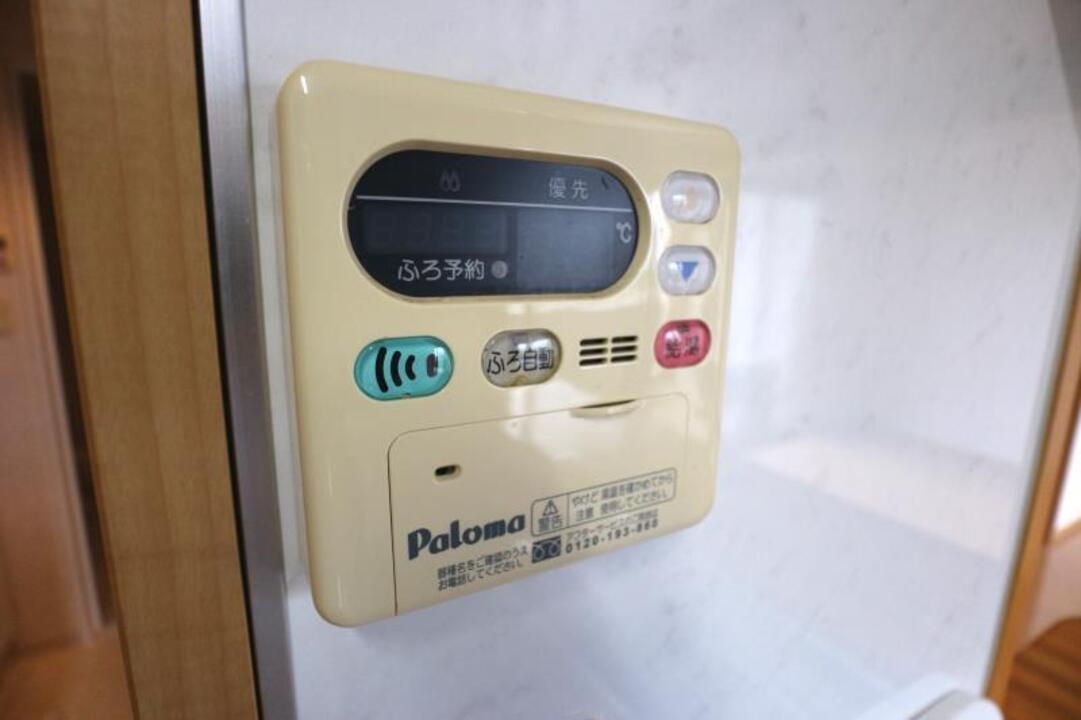 シャンプードレッサー棚