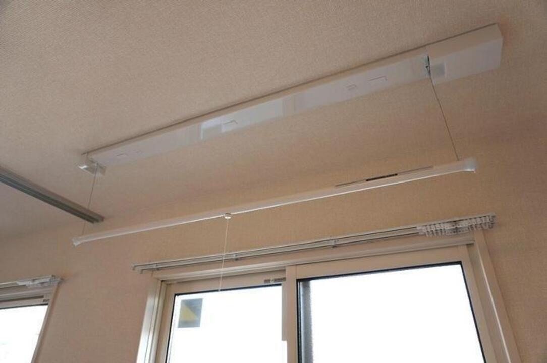 室内物干しユニット