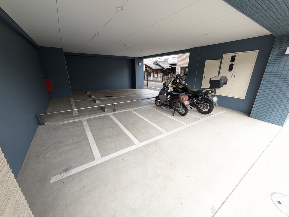バイク置場