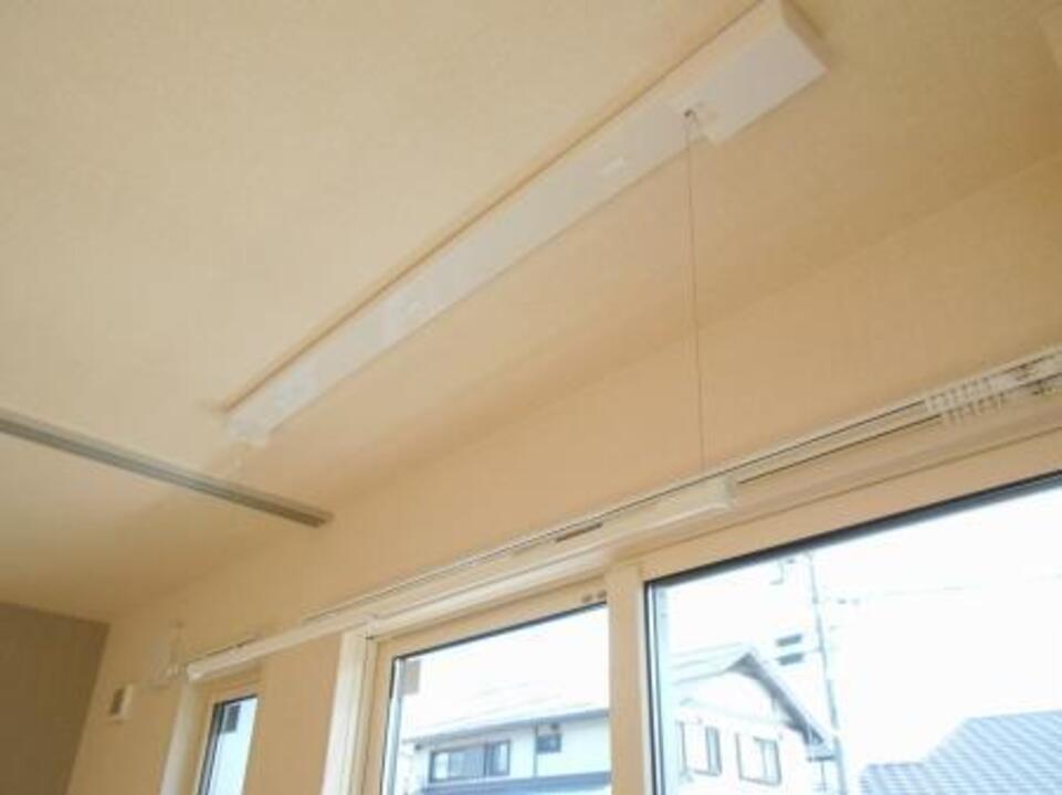 室内物干しユニット
