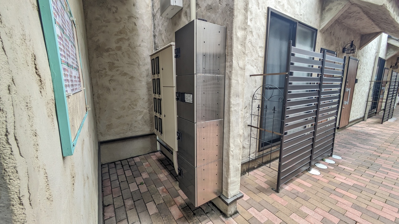宅配ボックス