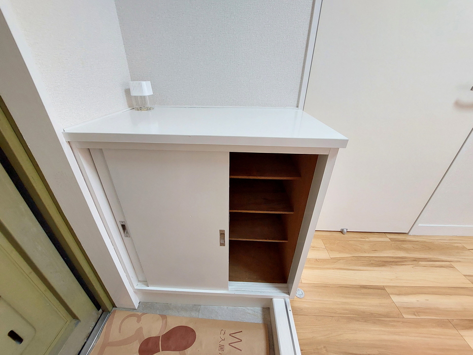 シューズボックス