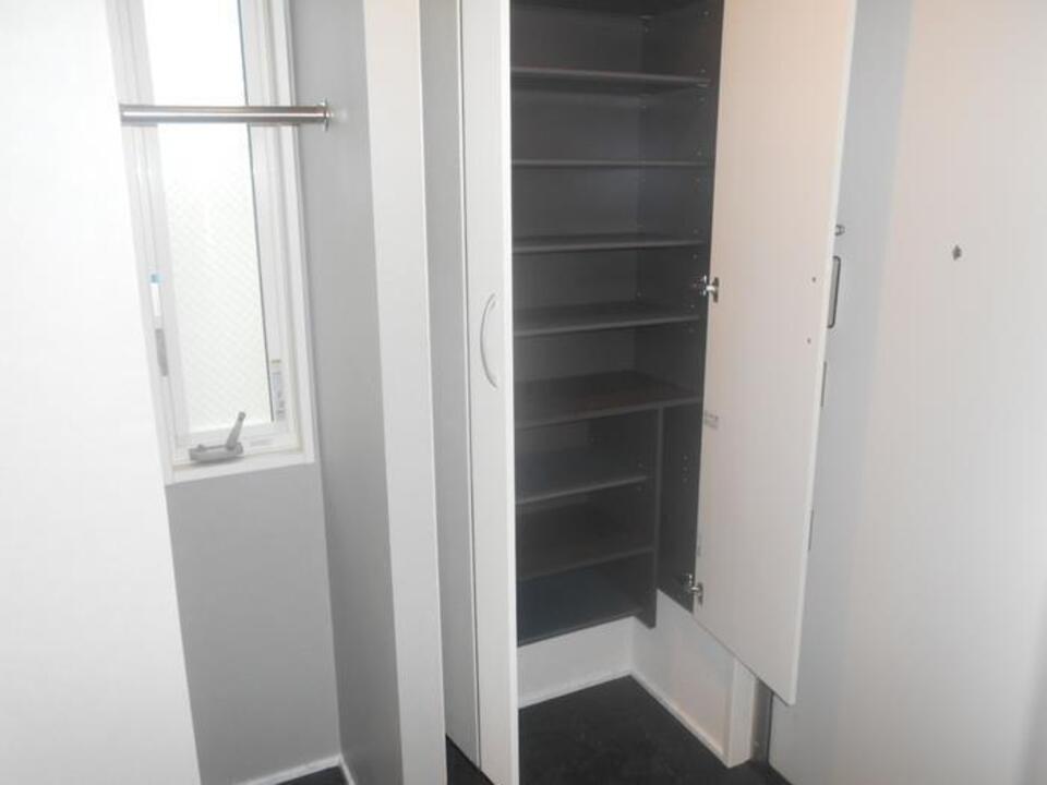 シューズボックス