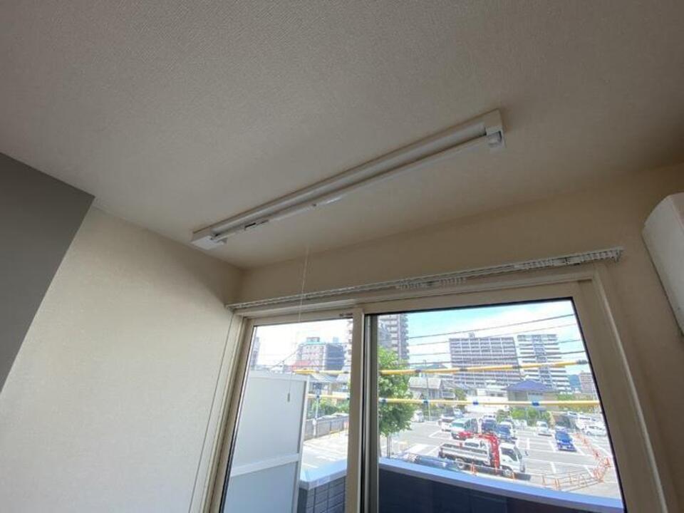 室内物干しユニット