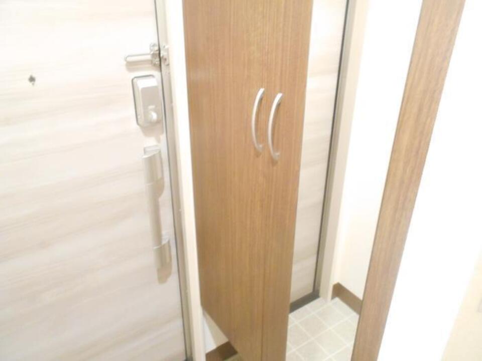 シューズボックス