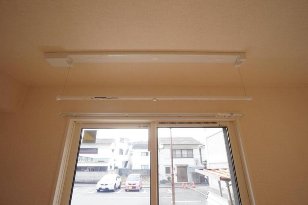 室内物干しユニット