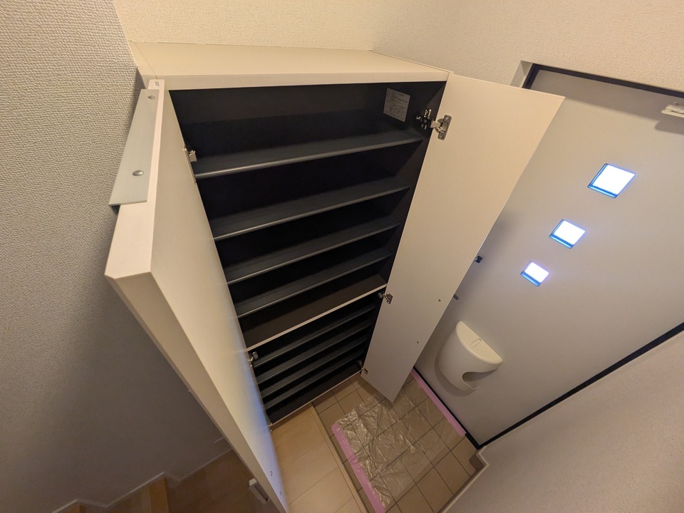 シューズボックス