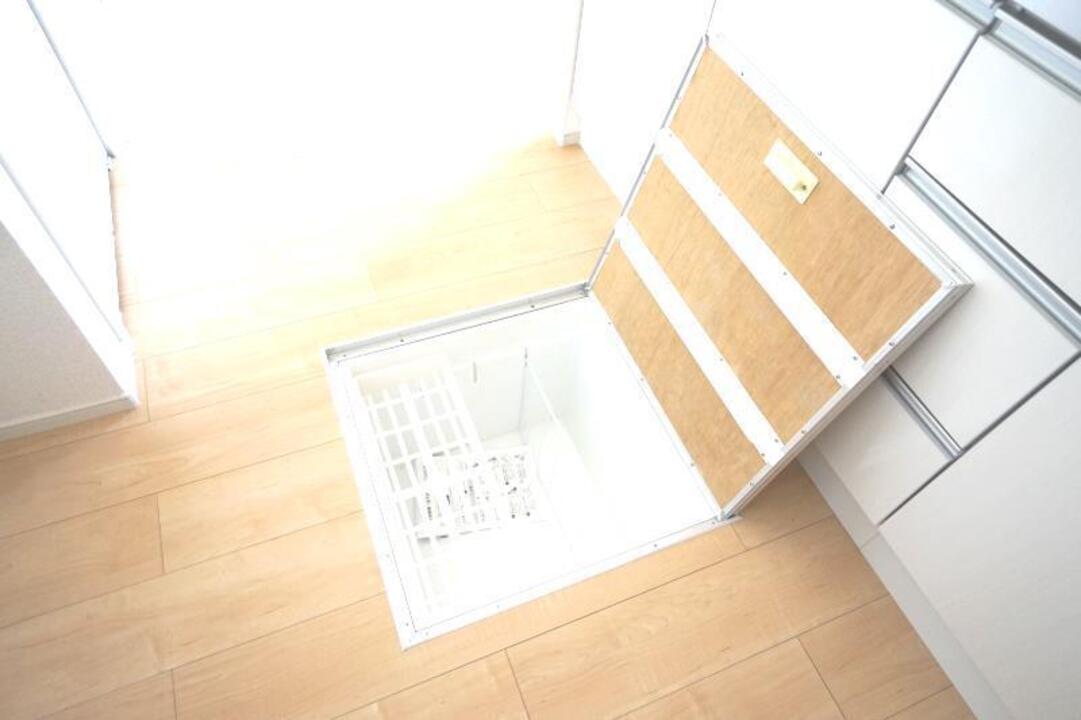 床下収納