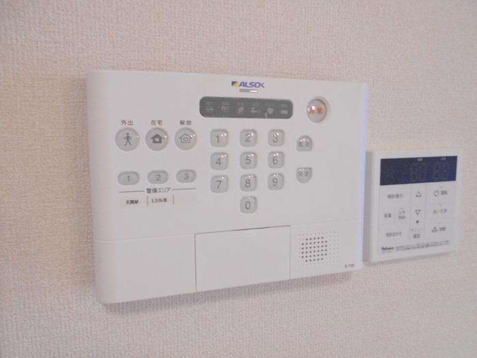 ホームセキュリティー