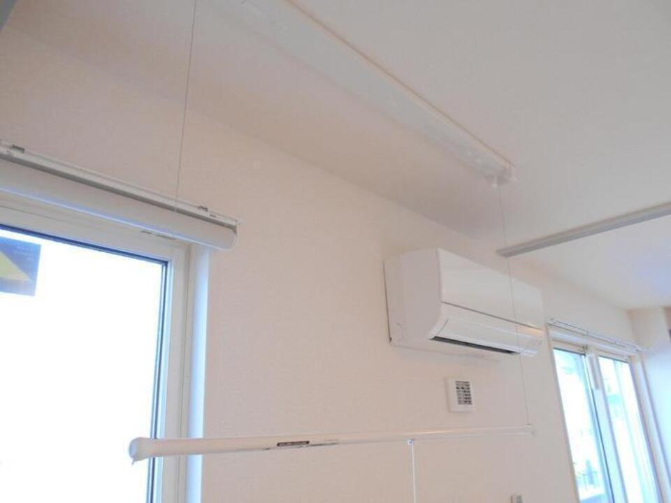 室内物干しユニット