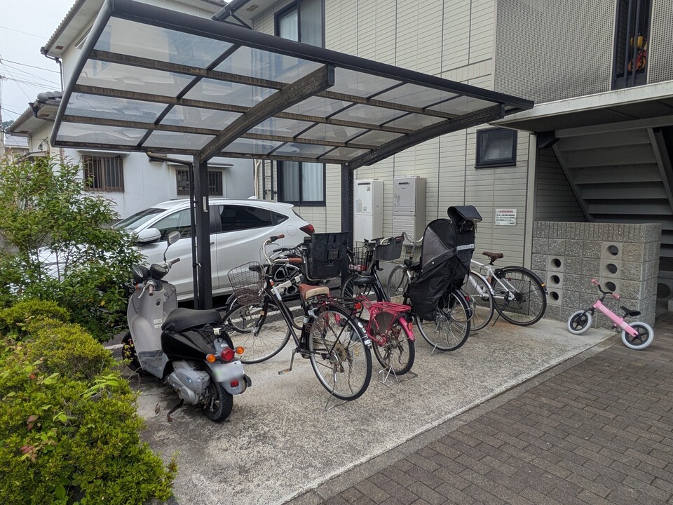 駐輪場