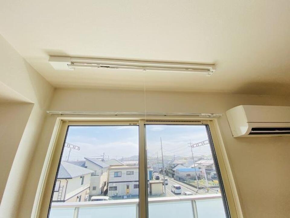 室内物干しユニット